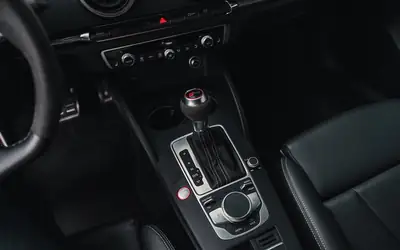 Audi RS3 Sportback — 400 ch TSI quattro, moteur révisé, état concession — Thumbnail 9