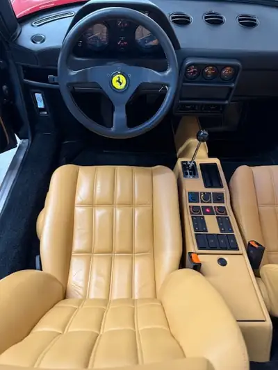 Ferrari 328 GTS — Cabriolet légendaire 1989, condition de collection exceptionnelle — Miniature 25
