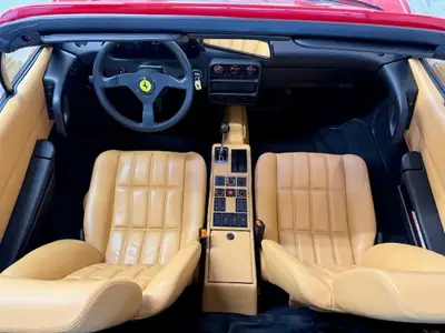 Ferrari 328 GTS — Cabriolet légendaire 1989, condition de collection exceptionnelle — Miniature 28