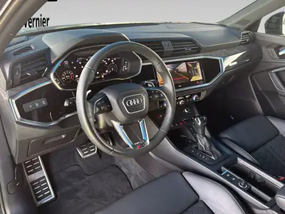 Audi RS Q3 Sportback quattro — 400 ch dynamiques, SUV coupé haute performance — Thumbnail 13