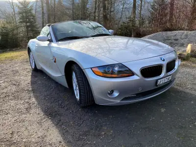 BMW Z4 2.2i Roadster 2005 — Cabriolet sportif d'exception, 49'000 km — Seitenansicht