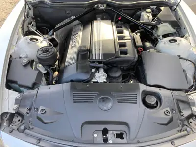 BMW Z4 2.2i Roadster 2005 — Cabriolet sportif d'exception, 49'000 km — Detail