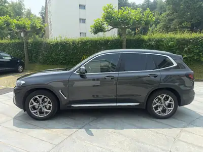 BMW X3 xDrive 30i M Sport — SUV sportif avec équipements premium et faible kilométrage — Miniatur 10