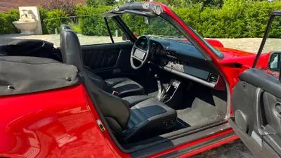 Porsche 911 Carrera Cabrio 1986 — Légende décapotable, Matching Numbers, veteran suisse — Miniatur 14