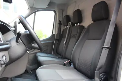 Ford E-Transit Van 350 L2 — Utilitaire électrique 184 ch, garantie 7 ans, charge utile 860 kg — Miniatura 15