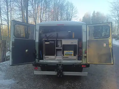 UAZ Buchanka 2206 — Le minibus légendaire 9 places, tout-terrain authentique — Armaturenbrett