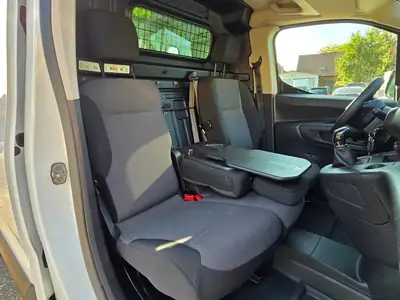 Peugeot Partner 1.6 Blue HDi — Utilitaire compact économe, révisé et prêt à l'emploi — Miniatur 11