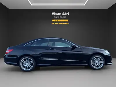 Mercedes-Benz E 500 Coupé — Motorisation V8 puissante, première main impeccable — dashboard