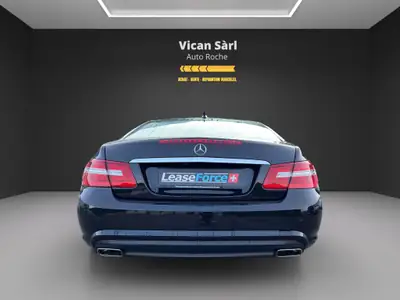 Mercedes-Benz E 500 Coupé — Motorisation V8 puissante, première main impeccable — Thumbnail 8