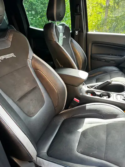 Ford Ranger Raptor 2.0 Eco Blue 4x4 — Pick-up musclé, 62'000 km seulement — Miniature 10