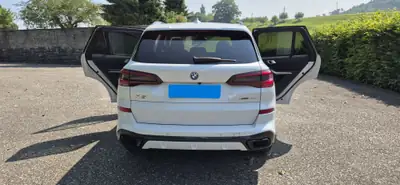 BMW X5 45e xDrive M Sport — SUV hybride rechargeable, 61 200 km, état impeccable — dashboard