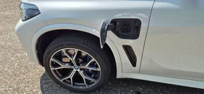 BMW X5 45e xDrive M Sport — SUV hybride rechargeable, 61 200 km, état impeccable — Thumbnail 9