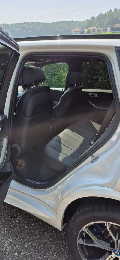 BMW X5 45e xDrive M Sport — SUV hybride rechargeable, 61 200 km, état impeccable — Thumbnail 15