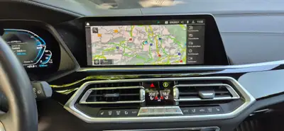 BMW X5 45e xDrive M Sport — SUV hybride rechargeable, 61 200 km, état impeccable — Thumbnail 18