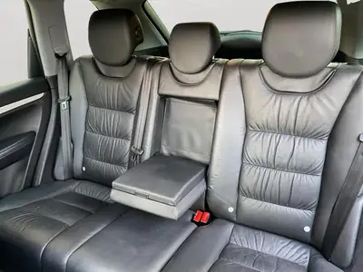 Porsche Cayenne 2005 — SUV légendaire, entretien exemplaire, sans accident — interior