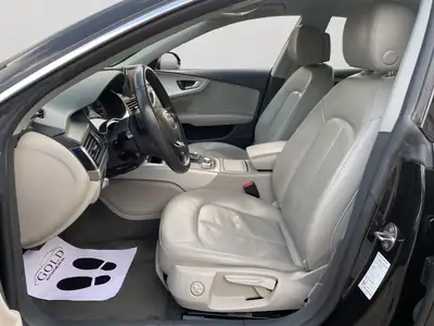 Audi A7 Sportback 3.0 BiTDI Quattro — Berline de prestige, motorisation biturbo performante — Miniature 8