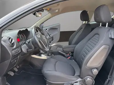 Alfa Romeo MiTo 0.9 TwinAir Turbo — Citadine italienne économique, 58'100 km seulement — Thumbnail 9