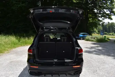 Mercedes-Benz GLB 35 AMG — SUV 7 places sportif, 306 ch et toit panoramique — Thumbnail 20