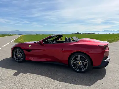 Ferrari Portofino 3.9 V8 T — Cabriolet de prestige, 600 ch et 16'000 km seulement — dettaglio