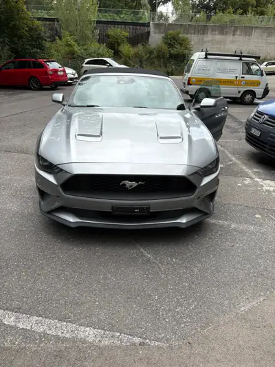 Ford Mustang Convertible 2.3 — Le mythe américain décapotable, 95'000 km seulement — dettaglio