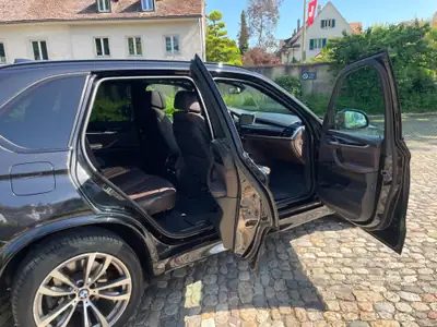 BMW X5 xDrive 40d — SUV premium diesel, pneus été/hiver inclus — dettaglio