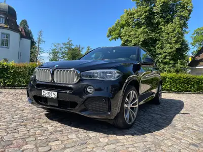 BMW X5 xDrive 40d — SUV premium diesel, pneus été/hiver inclus — Miniatura 7