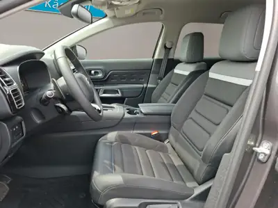 Citroën C5 Aircross 1.2 Hybrid — SUV familial écologique, 27000 km seulement — dashboard