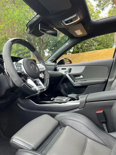 Mercedes-AMG A 45 S 4Matic+ — 422 ch, Haute Performance compacte suivie Mercedes — Detail