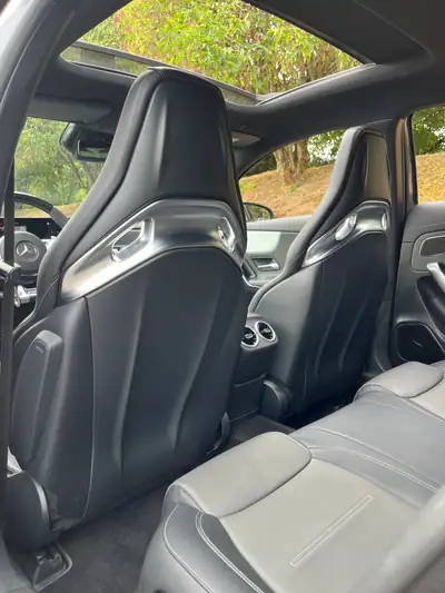Mercedes-AMG A 45 S 4Matic+ — 422 ch, Haute Performance compacte suivie Mercedes — Miniatur 8