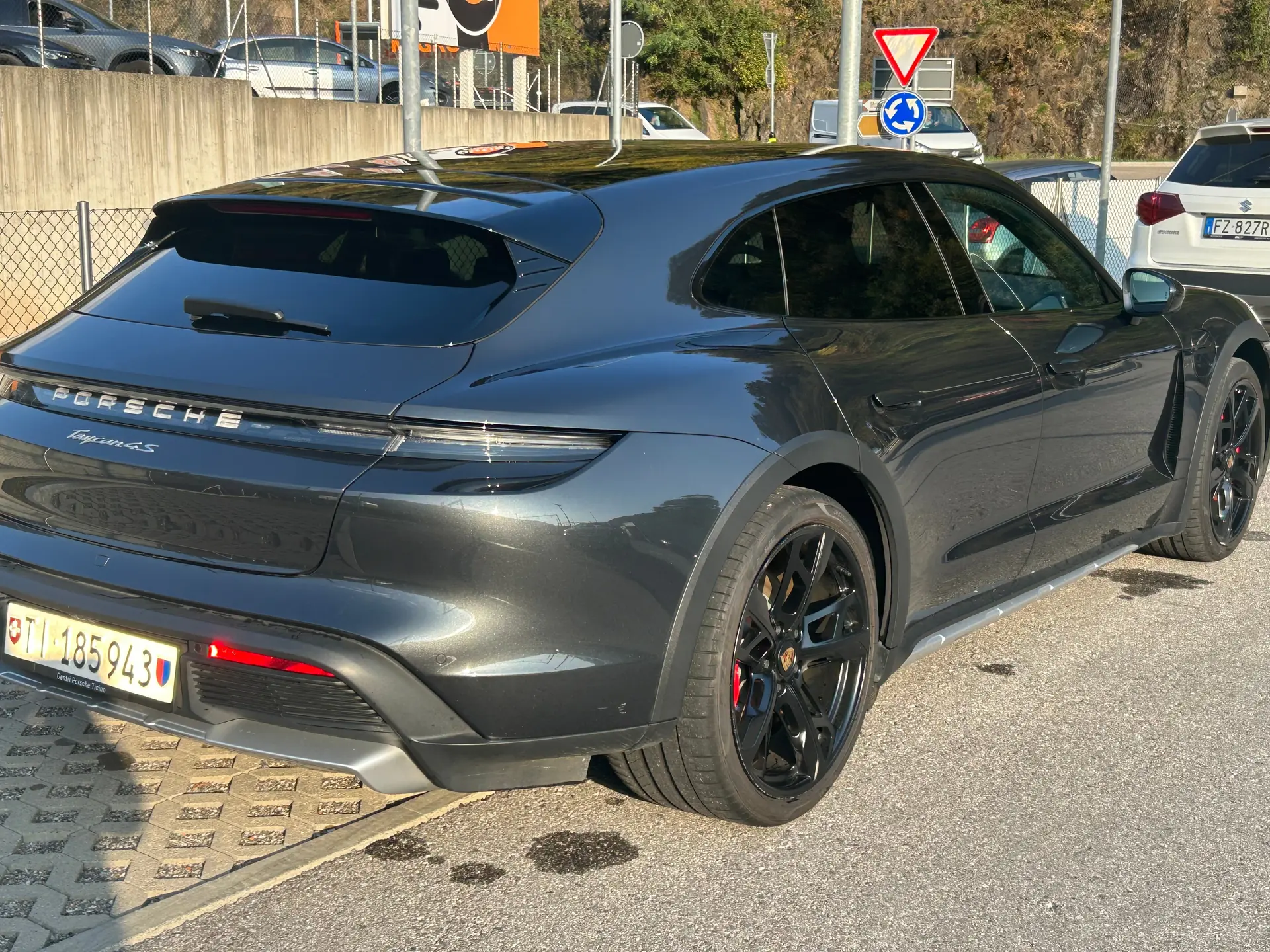 Porsche Taycan 2023 occasion Massagno — 5