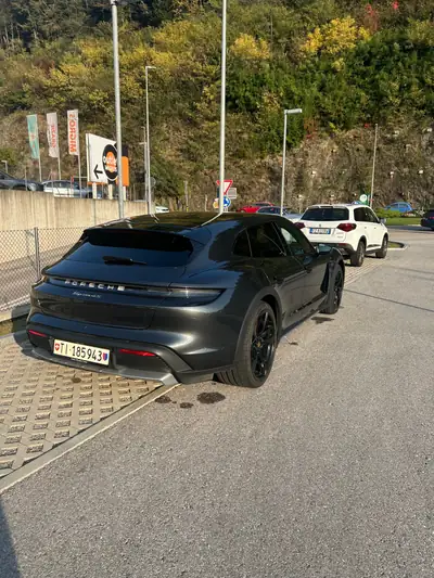 Porsche Taycan 4S Cross Turismo — SUV électrique haute performance, 52 700 km — Miniatur 7