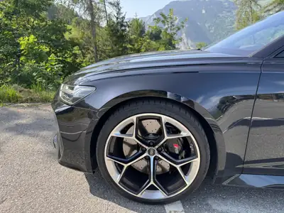Audi RS6 Performance — Break haute performance 630 ch, faible kilométrage, équipement complet — Heckansicht