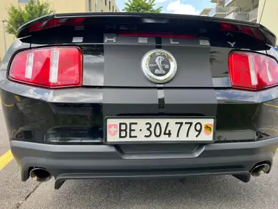 Ford Mustang Shelby GT 500 SVT — Muscle car légendaire, 548 ch cabriolet — Miniatura 7