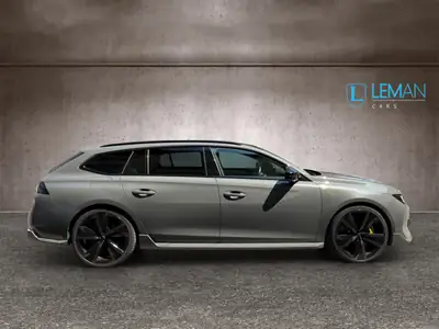 Peugeot 508 SW Hybrid4 360 e — Break hybride rechargeable, 31 000 km seulement — tableau de bord