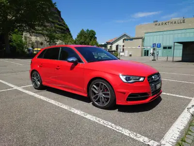 Audi S3 Sportback 2.0 TFSI Quattro — Berline sportive 301 ch, parfait état, 149 000 km — vista posteriore