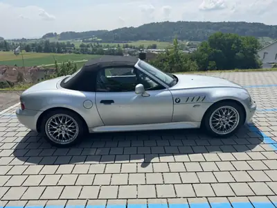 BMW Z3 3.0i Roadster 2001 — Cabriolet sportif essence, 231 ch et transmission manuelle — Miniatur 15