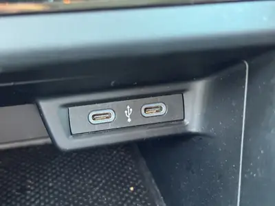 VW Polo 1.0 TSI Life DSG — Citadine agile, équipée et économique — Thumbnail 24