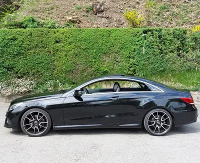 Mercedes-Benz E 350 Coupé 4Matic — Élégance sportive et traction intégrale — interior