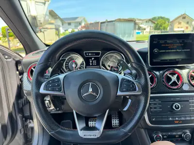 Mercedes-Benz GLA 45 AMG 4Matic — SUV sportif 381 ch, traction intégrale — Thumbnail 11
