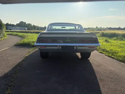 Chevrolet Camaro SS 350 1969 — Muscle car légendaire, moteur d'origine confirmé — intérieur
