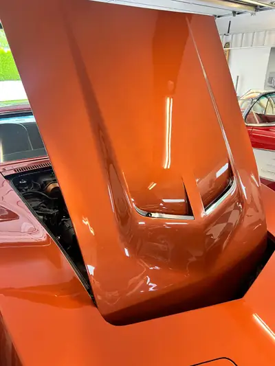 Chevrolet Corvette C3 1972 — Légende américaine, 72'000 km, orange métallisé — Miniatura 17