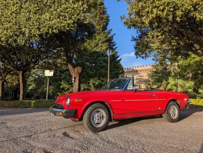 Fiat 124 Spider 2000 (1981) — Cabriolet italien iconique, expertise SAN en cours — vista esterna