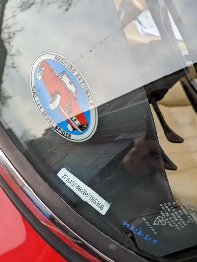 Fiat 124 Spider 2000 (1981) — Cabriolet italien iconique, expertise SAN en cours — cruscotto