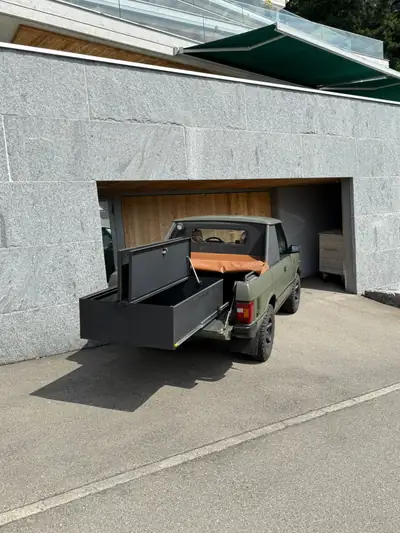 Land Rover Range Rover 1986 — Légendaire Unikat Emil Frey, véhicule vétéran d'exception — Miniature 7