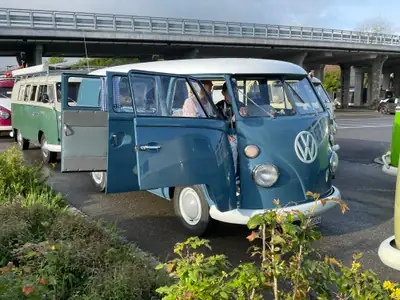 VW T1 Bulli Combi 1966 — Légende allemande d'époque, ex-armée suisse, 9000 km — Miniature 13