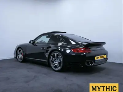 Porsche 911 Turbo Type 997 — Légendaire bi-turbo 480 ch, kilométrage préservé — arrière