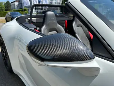 Porsche 911 Carrera 4 GTS Cabrio — Roadster haute performance, 541 ch, quasi neuf — Thumbnail 11