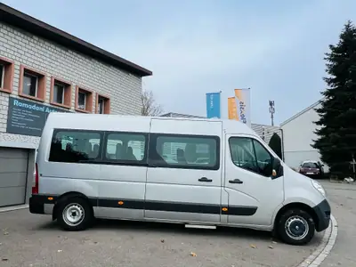 Renault Master dCi125 — Minibus 17 places, motorisation robuste et kilométrage contrôlé — vista esterna