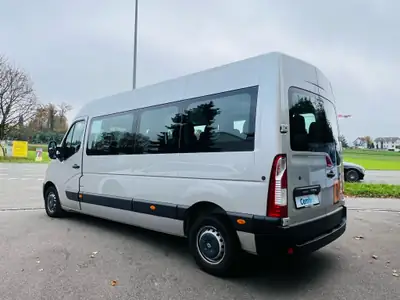 Renault Master dCi125 — Minibus 17 places, motorisation robuste et kilométrage contrôlé — fianco