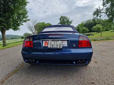 Maserati Spyder GT 2002 — Cabriolet sportif légendaire, 390 ch et 79 500 km — Miniature 7